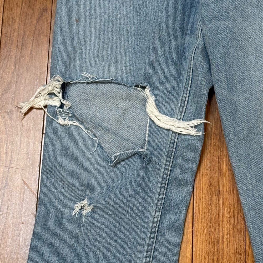 Abercrombie & Fitch 90s Straight‎ Ultra High Rise Jeans 29 Distressed Light Wash - Picture 4 of 10